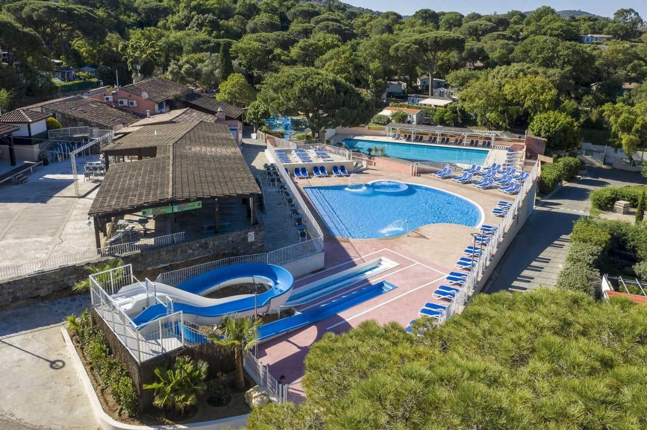 Bungalow Luxe 3 Chambres Surplombant Le Golf De St Tropez Gassin Exterior foto